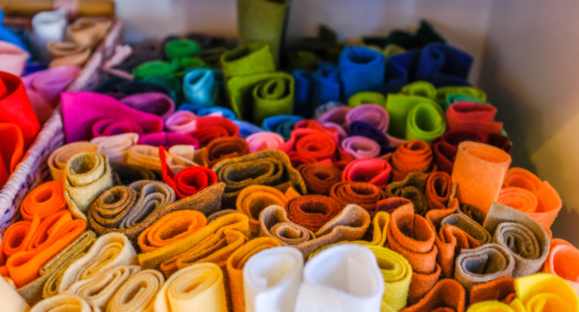 Cum afectează culorile și modelul textilelor starea de spirit?